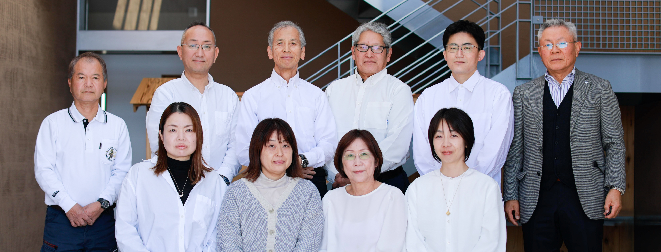 スタッフ集合写真