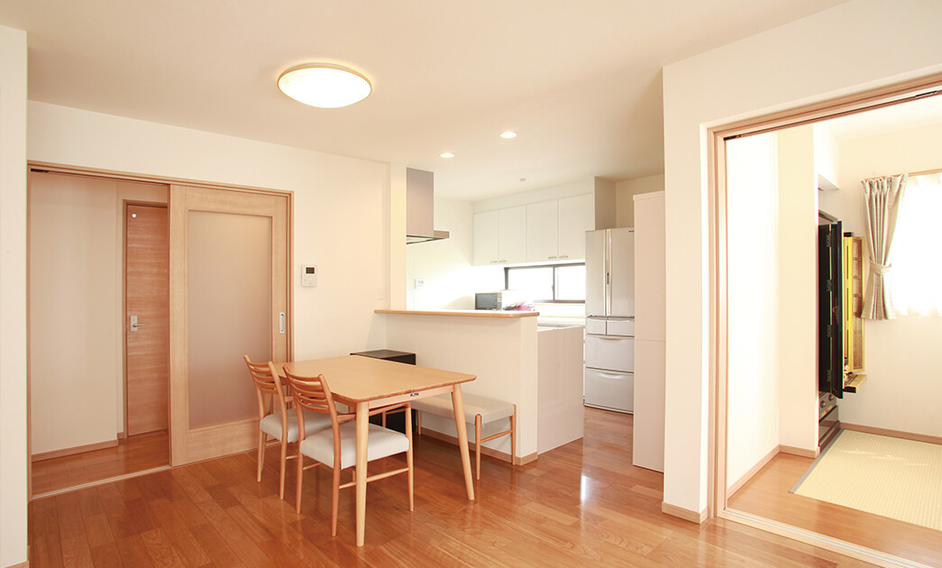 1階で生活の全てを完結。 収納、動線にも配慮した優しい住まい。